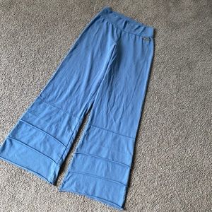 Matilda Jane women’s blue layered wide leg leggings